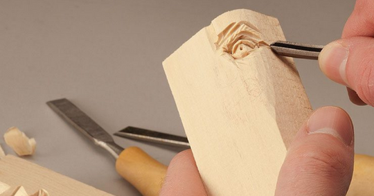 Carving an eye STRYI CARVING TOOLS