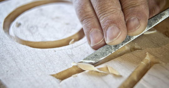 The art of engraving: tools for wood carving textures