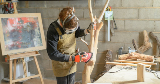 Unleashing creativity with power wood carving tools