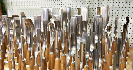 Mastering precision with wood carving gouges | STRYI CARVING TOOLS