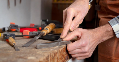 Maintaining and sharpening your wood carving chisels: best practices