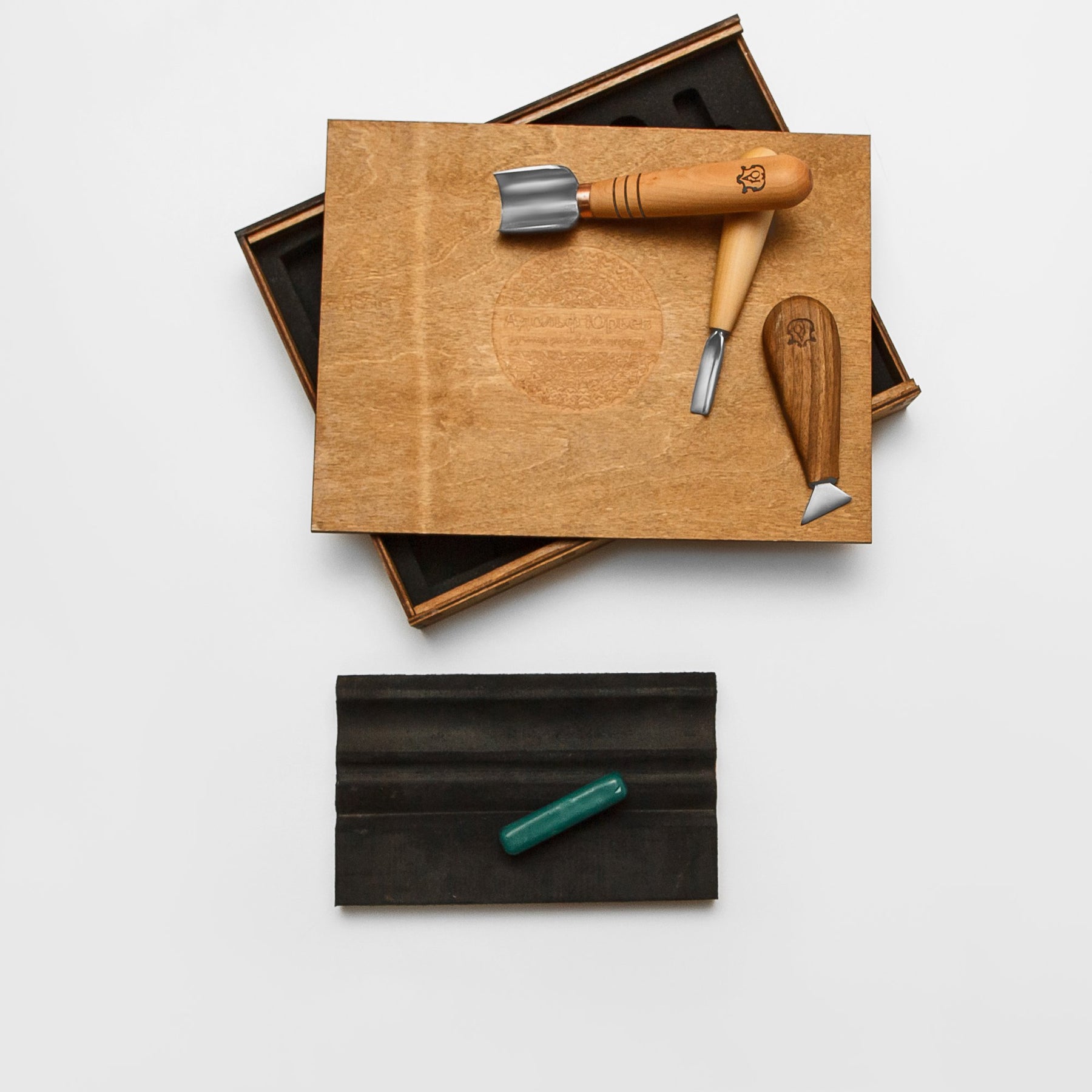 Wood Carving Basic Tools Set For Chip Carving For Beginners In Storage ...